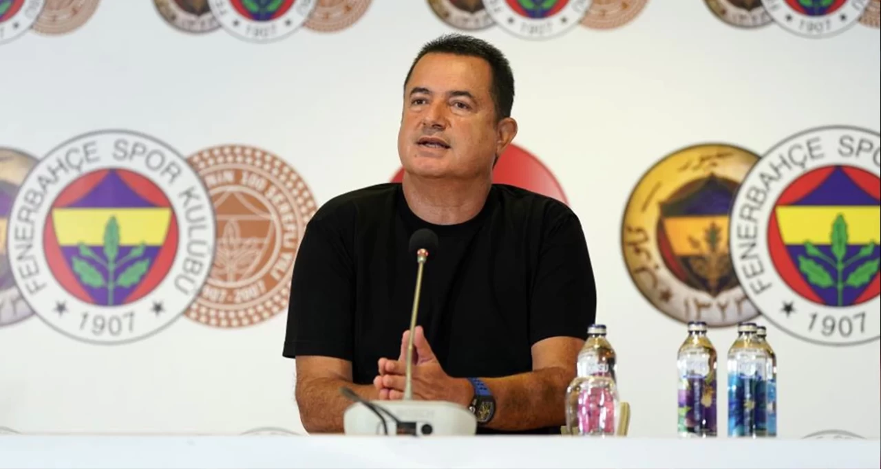 Fenerbahçe Asbaşkanı Acun Ilıcalı'dan Türk hakemliğine sert eleştiri! Futbolda adalet arayışı