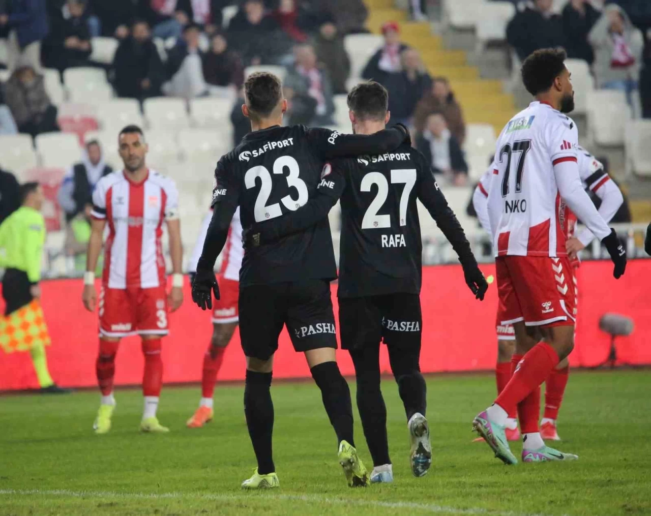 Ziraat Türkiye Kupası'nda İlk Günün Sonuçları ve Şampiyon Beşiktaş'ın Galibiyeti!