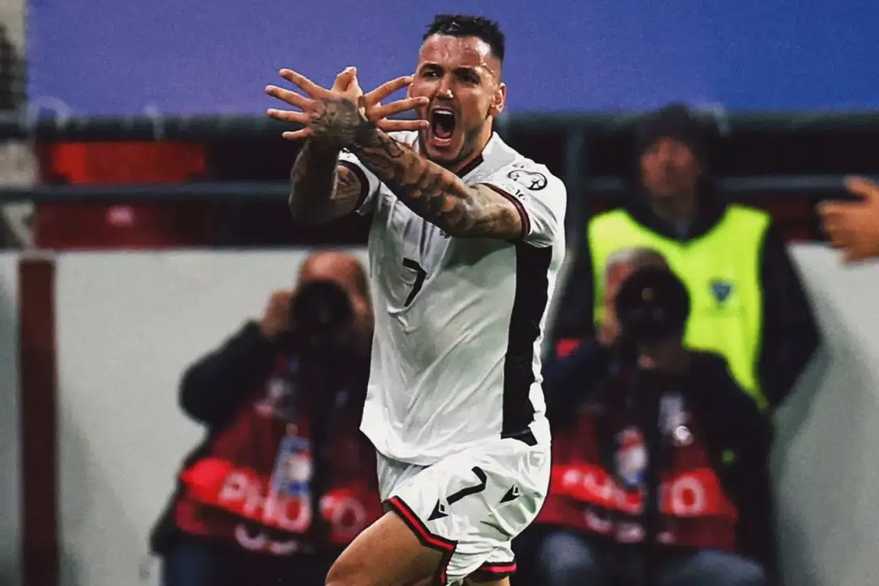 Rey Manaj Sahneye Çıktı, Arnavutluk Sırbistan'ı Devirdi!