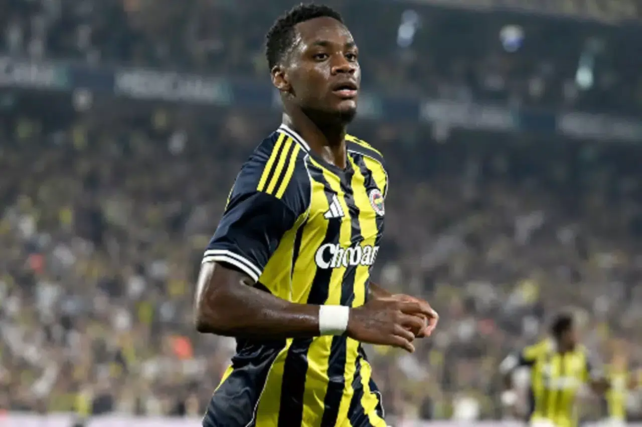 Jhon Duran Fenerbahçe'den ayrılacak mı? Sakatlığı ne durumda?