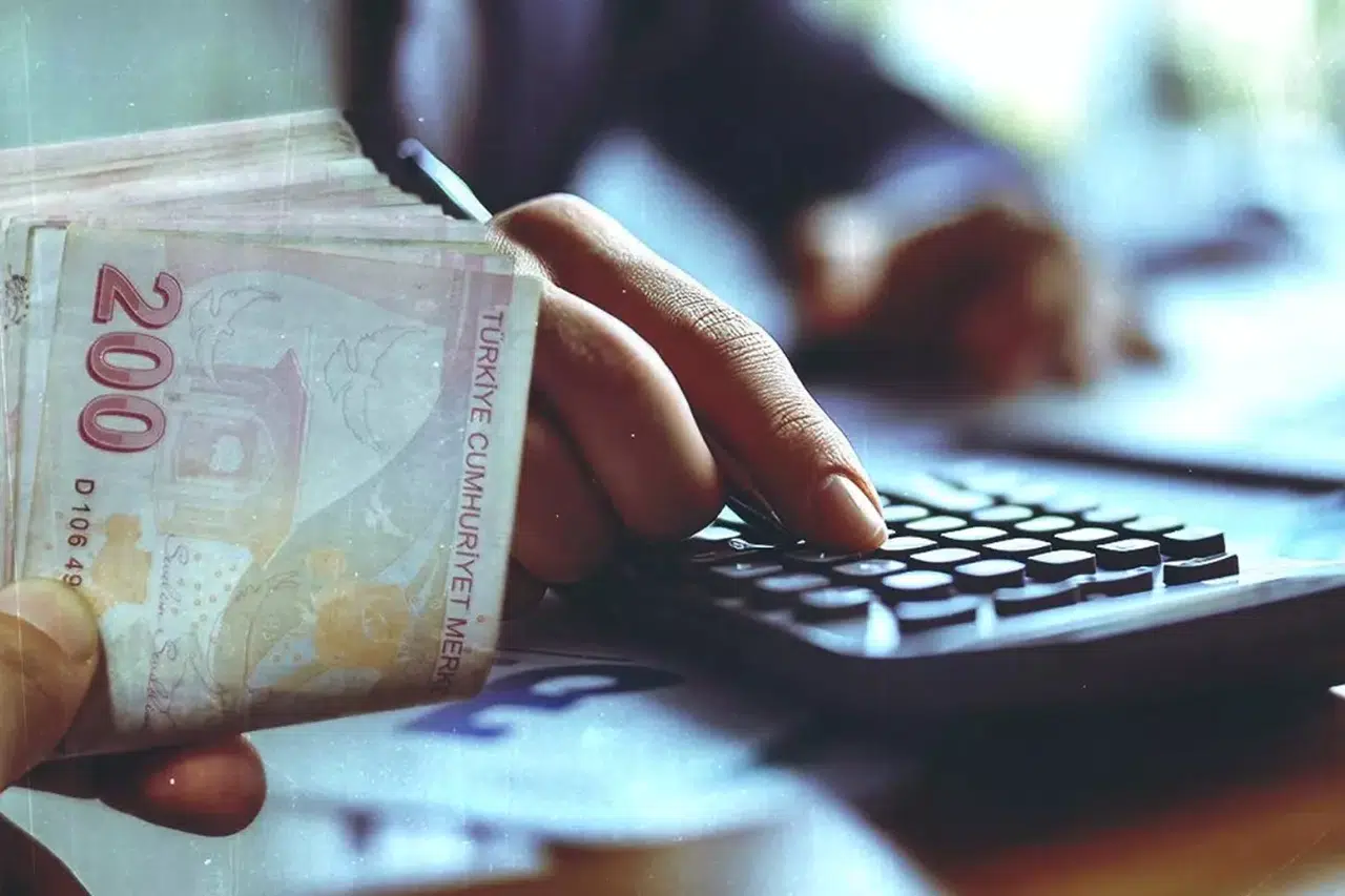 Kamuda esnek çalışma modeli kimleri kapsayacak? Hibrit ve evden çalışma ne zaman başlıyor?