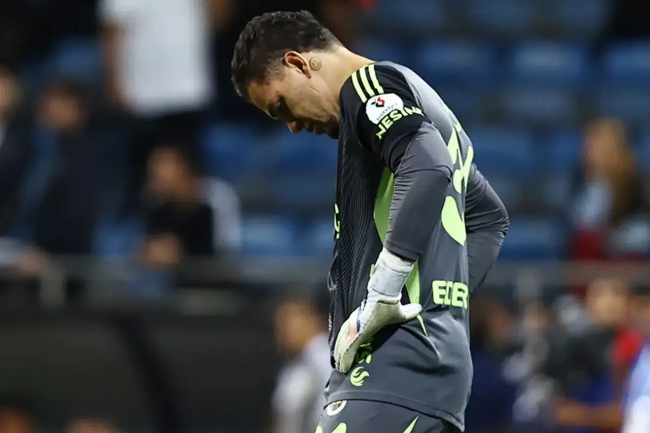 Ederson ne zaman sahalara dönecek? Fenerbahçe kalecisinin sakatlık süreci