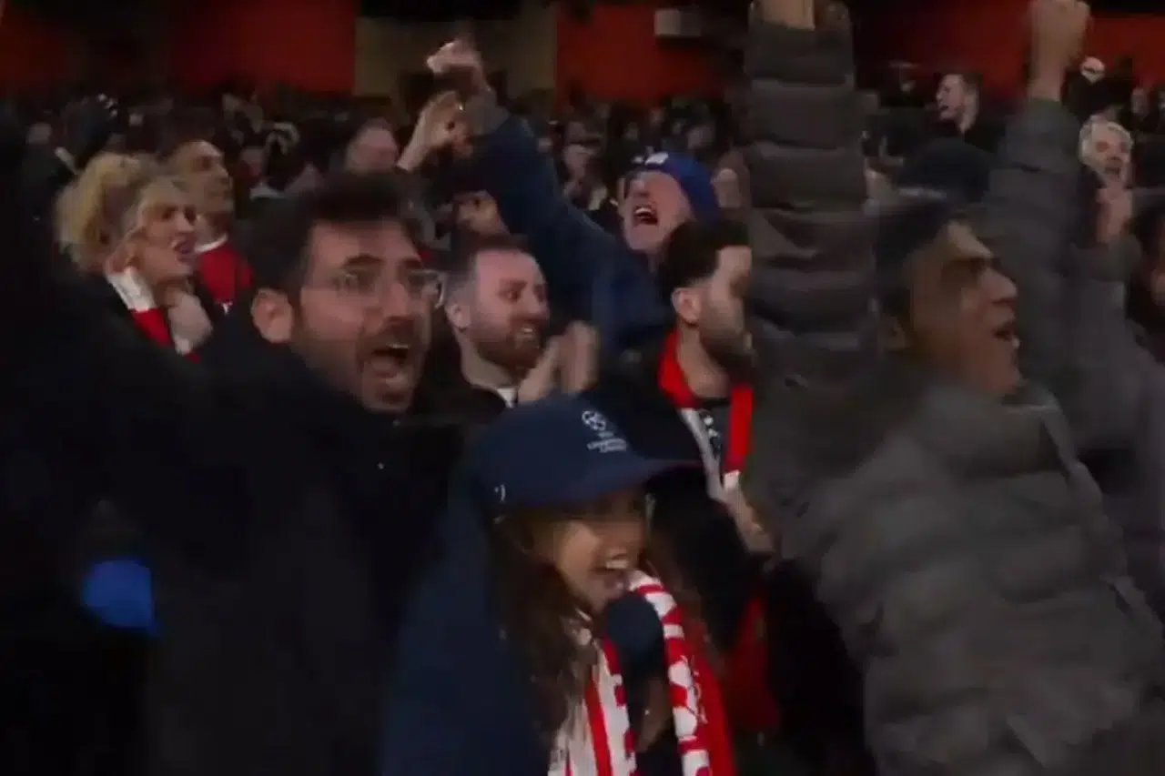 Arsenal-Bayern Münih maçının spikeri kimdi, neden yapay zekâ zannedildi?