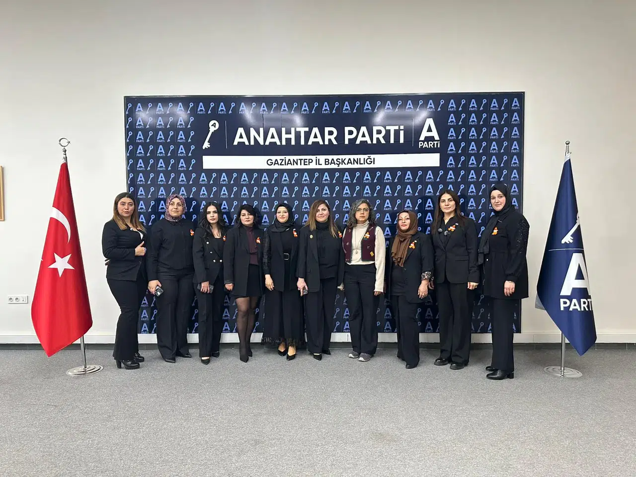 Anahtar Parti Gaziantep’ten 25 Kasım Sempozyumu: “Kadının Onuru Gaziantep’in Onurudur”