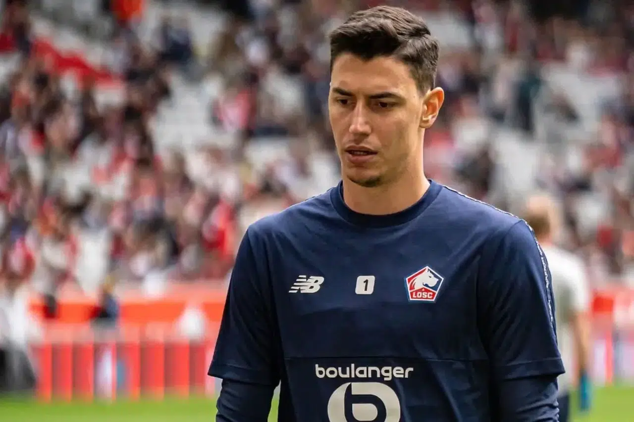 Fransa’da Fırtına Gibi Esti, Şimdi Eleştirilerin Odağında! Berke Özer’e Şok Tepki