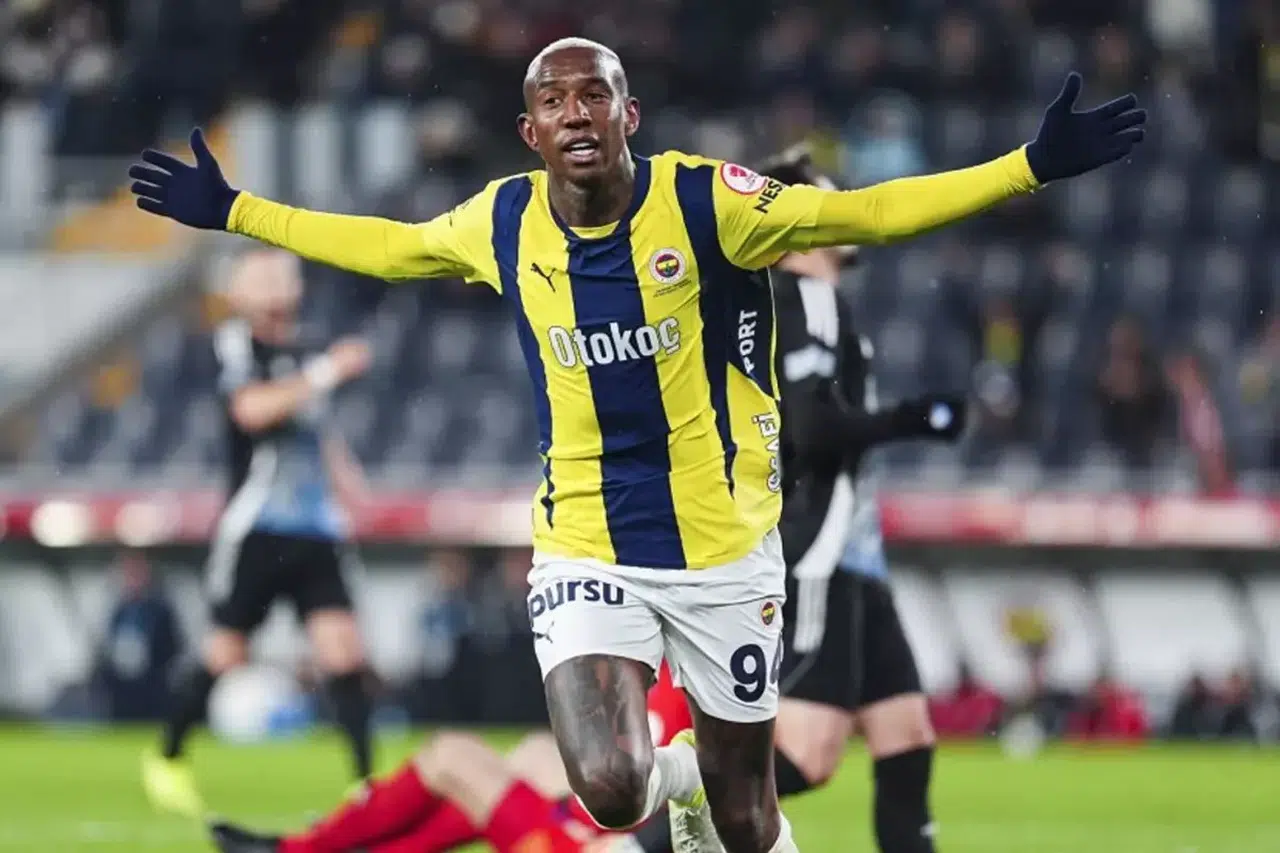Tedesco’dan Sürpriz Hamle: Fenerbahçe’nin Gol Yolu Talisca’dan Geçecek!