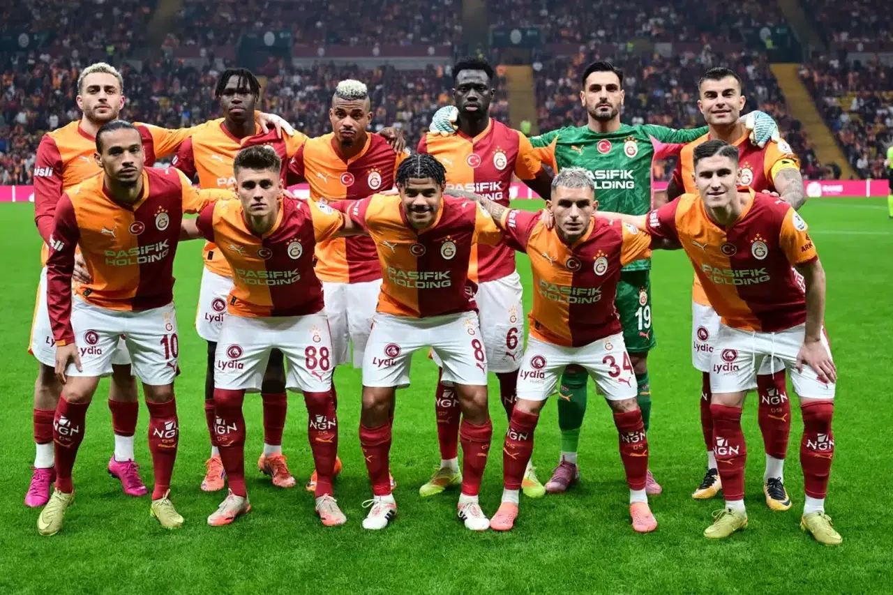 Galatasaray-Fenerbahçe derbisinde kimler yok? Singo ve Sallai’nin son durumu nedir?
