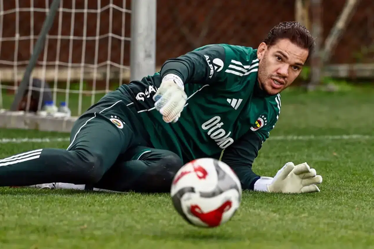 Fenerbahçe’de Ederson Kasırgası! Avrupa’da Devleşti, Rakiplere Geçit Vermedi