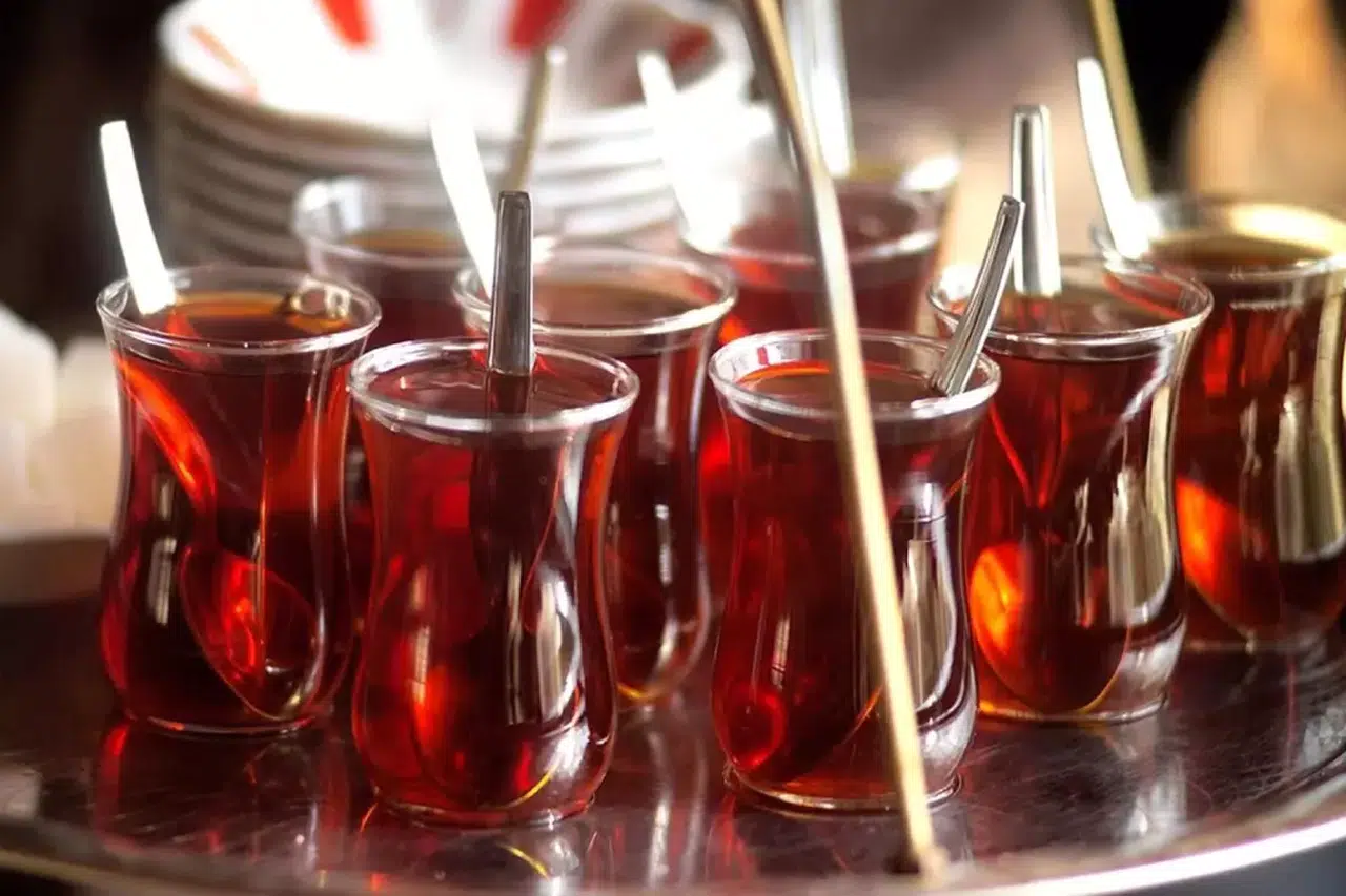 İstanbul’da limon krizi! Bir dilim limon 10 TL’ye mal oldu, kafe 38 bin TL ceza yedi