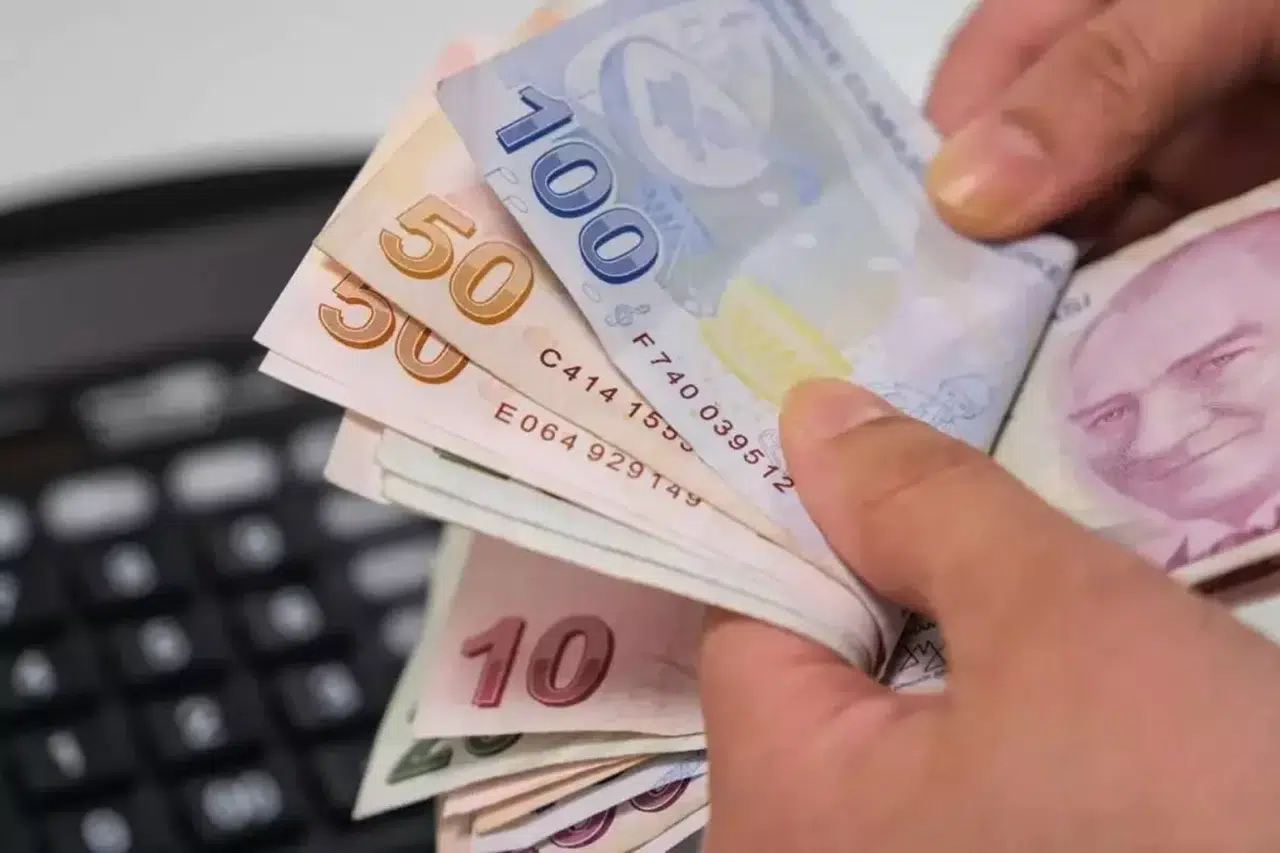 2026’da memur maaşları ne kadar olacak? Öğretmen, polis, doktor zamlı maaşlar açıklandı mı?