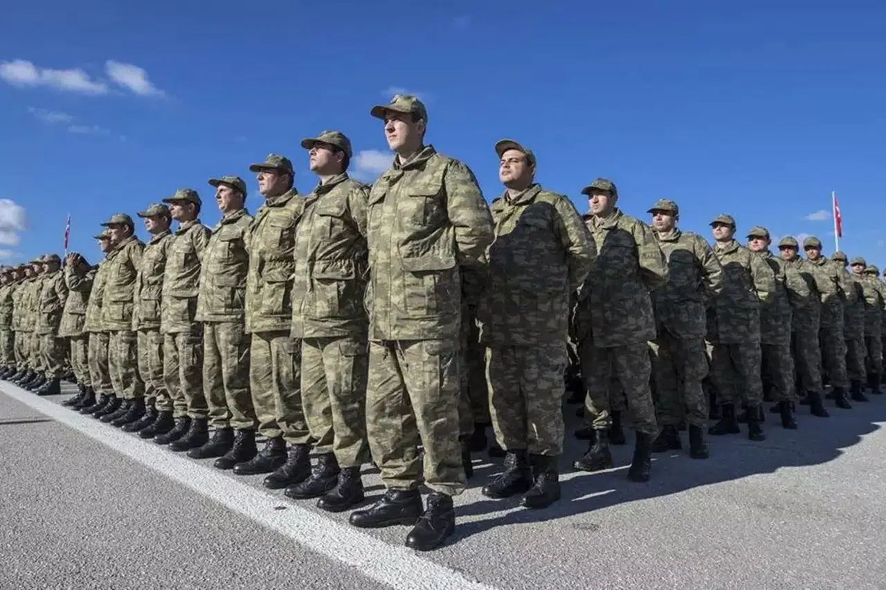 Meslek lisesi mezunlarına askerlik muafiyeti mi geliyor? MEB’in zirvesinden hangi öneriler çıktı?