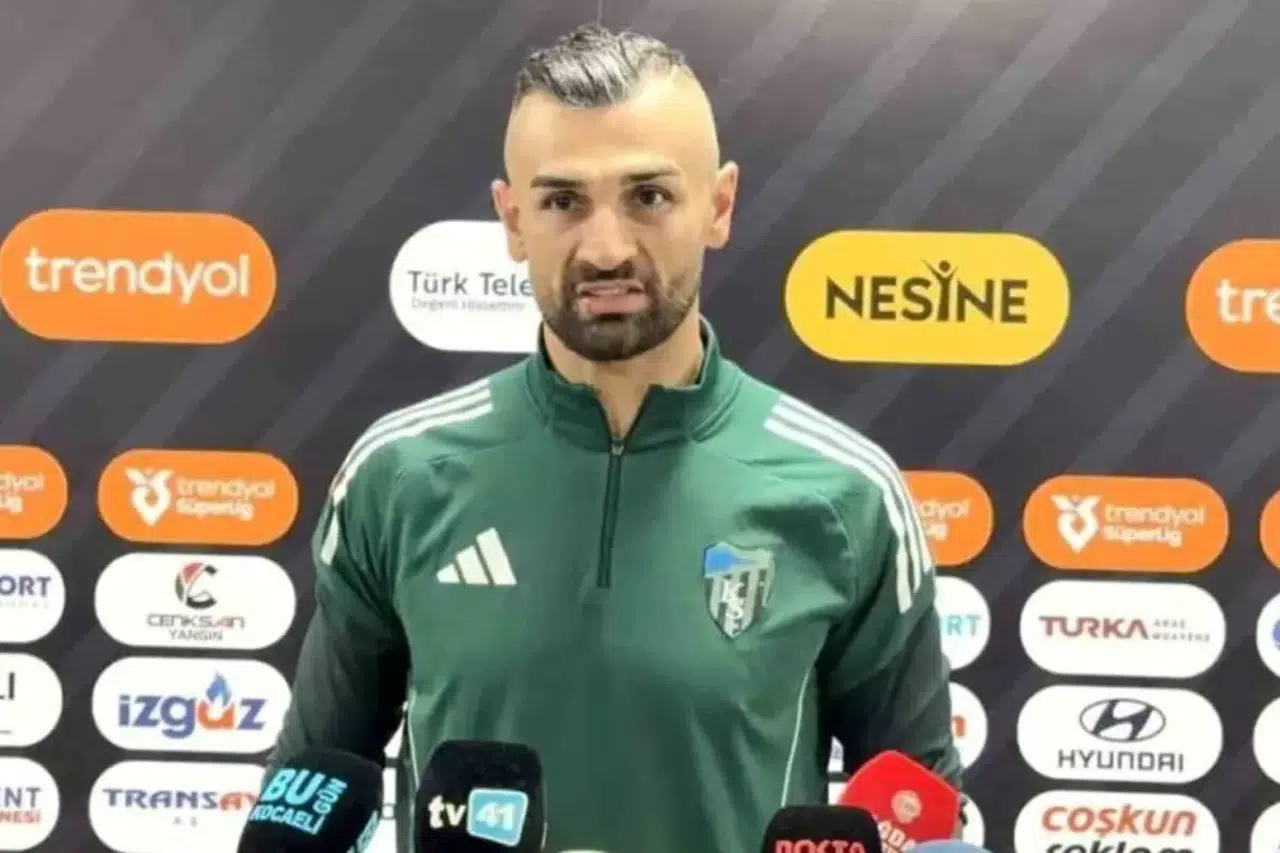 Serdar Dursun’un Derbi Paylaşımı Taraftarı Ayağa Kaldırdı! Kocaelispor’da Kriz Büyüyor