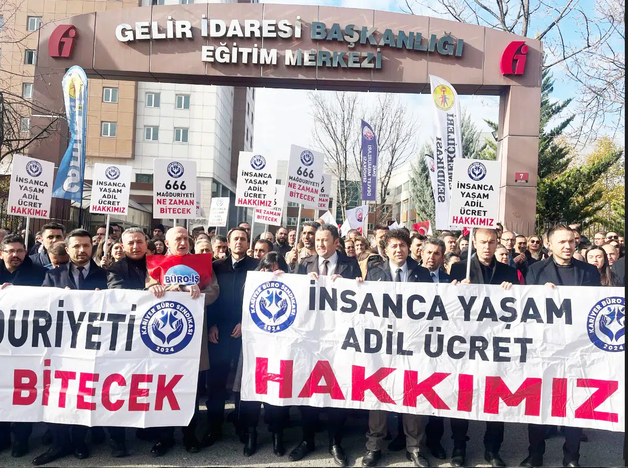Kariyer Büro Sendikası: Hakkaniyetli adil bir düzenleme olmalı