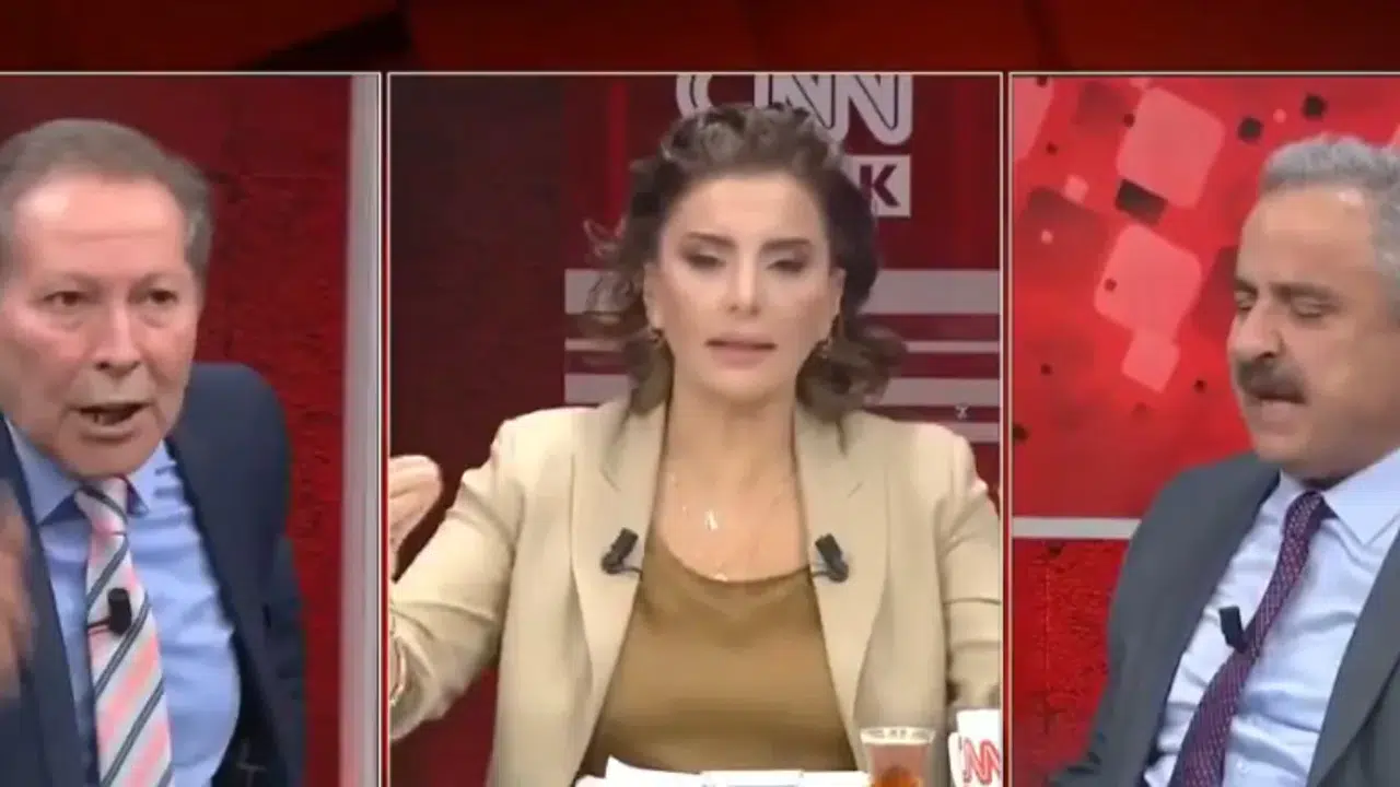 CNN Türk’te Sinan Burhan ve İsmail Dükel neden tartıştı? Masaya neden vuruldu?