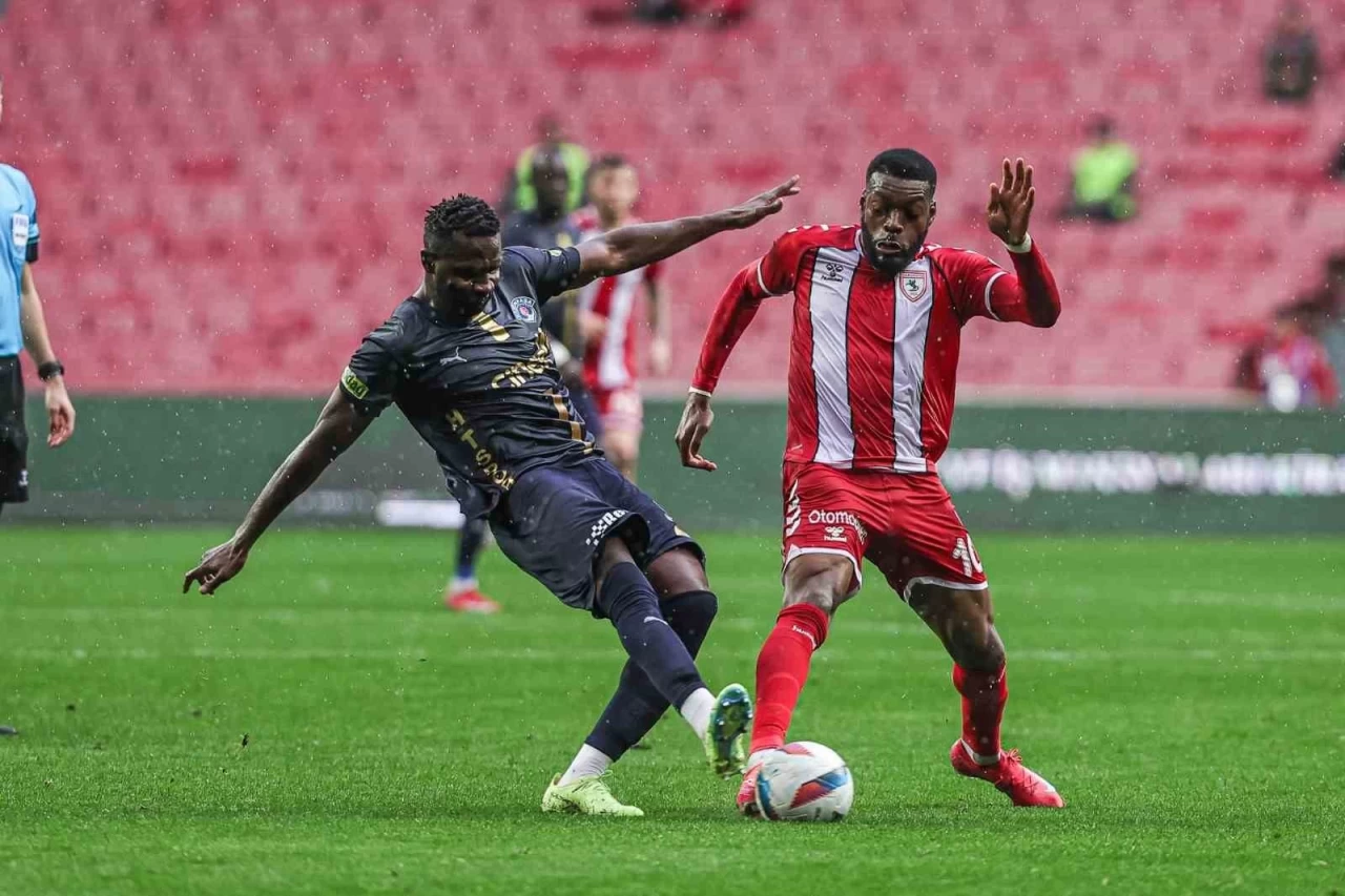 "Trendyol Süper Lig: Samsunspor evinde Kasımpaşa'ya 0-2 mağlup oldu"