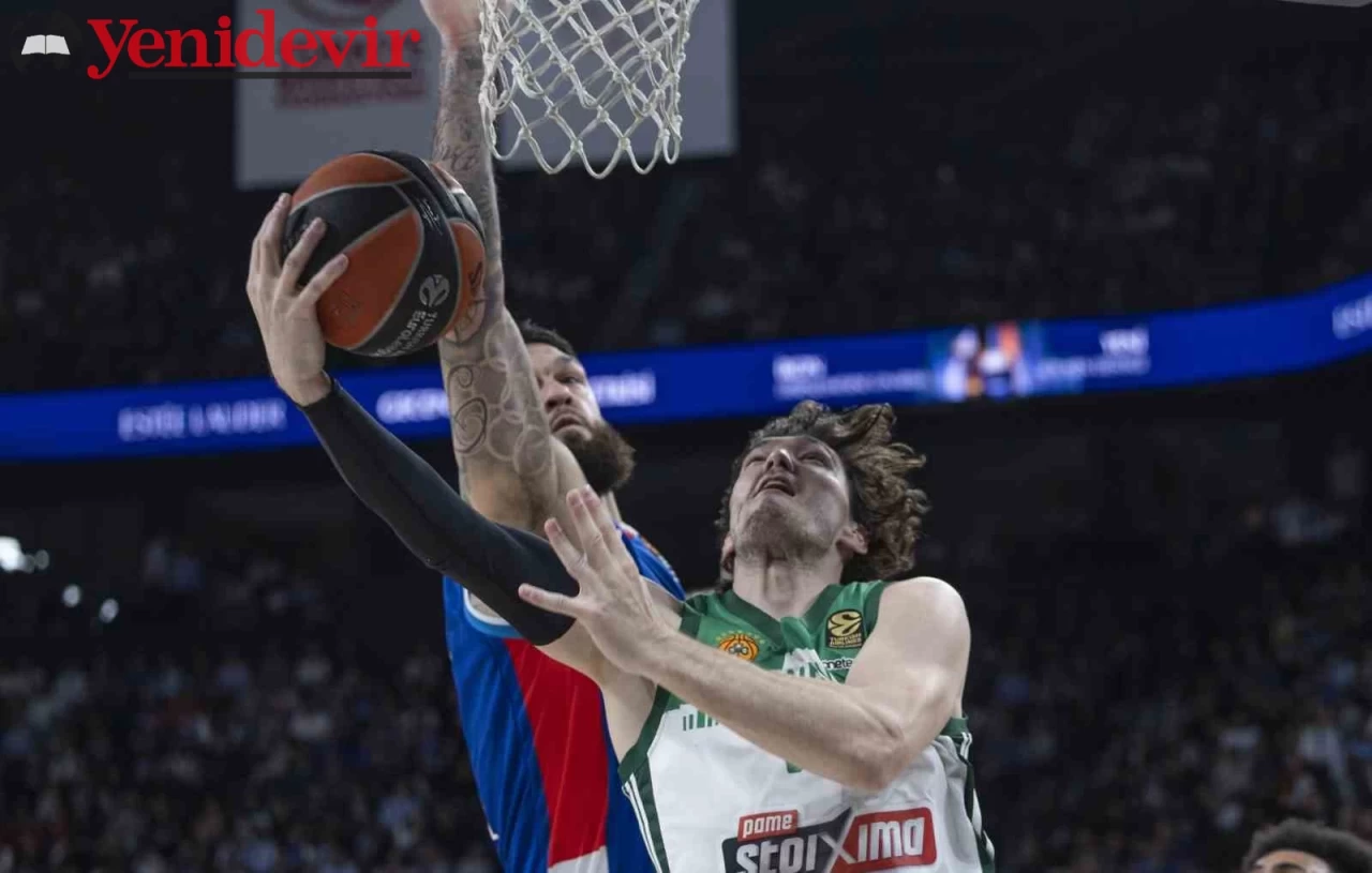 THY Euroleague'de A. Efes Panathinaikos'a 77-81 yenildi! Seride durum 2-1