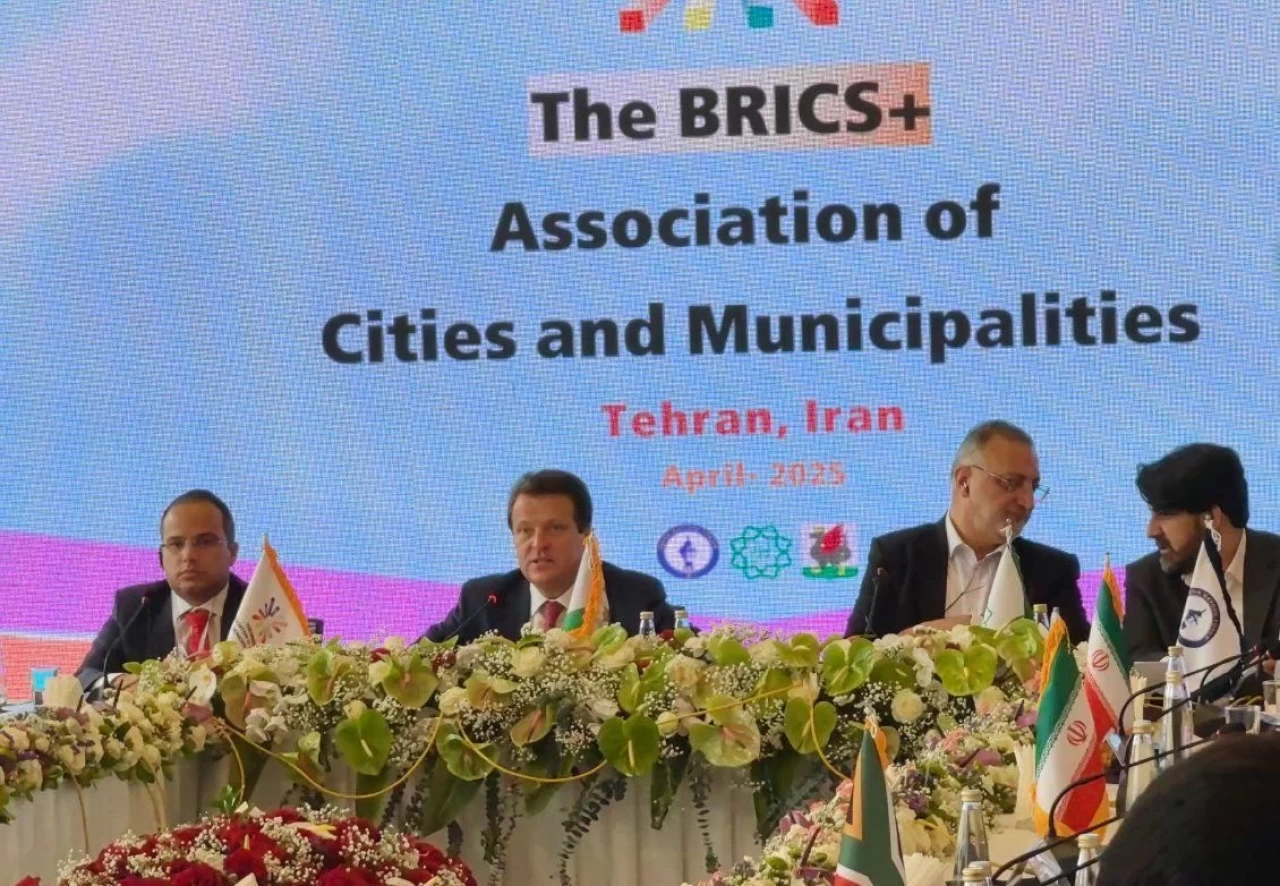 Kazan Belediye Başkanı Metshin’den BRICS+ Zirvesi’nde vizyoner açıklamalar