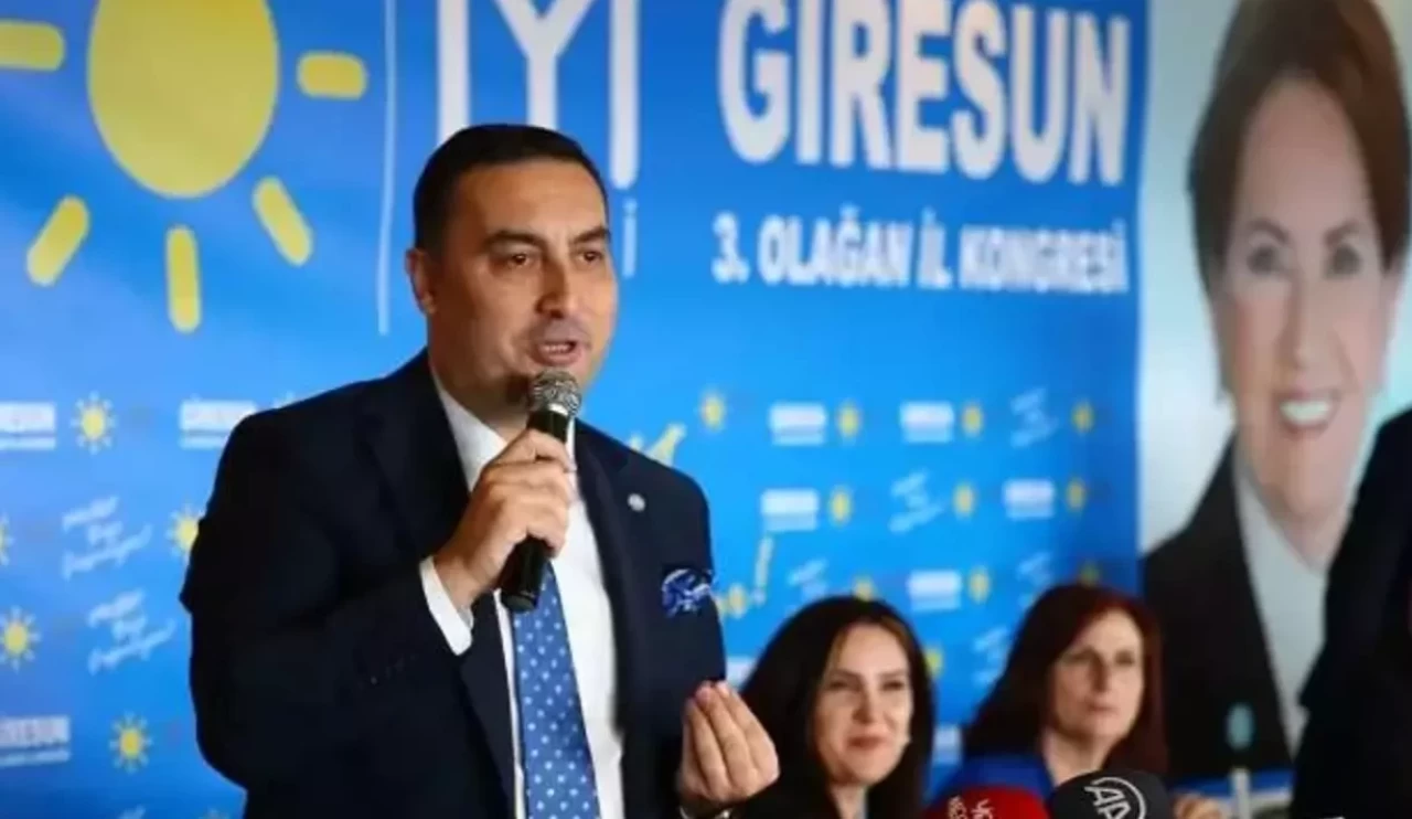 İYİ Parti Milletvekili Burak Akburak'tan TBMM'ye Çocukların Dijital Güvenliği İçin Mektup!