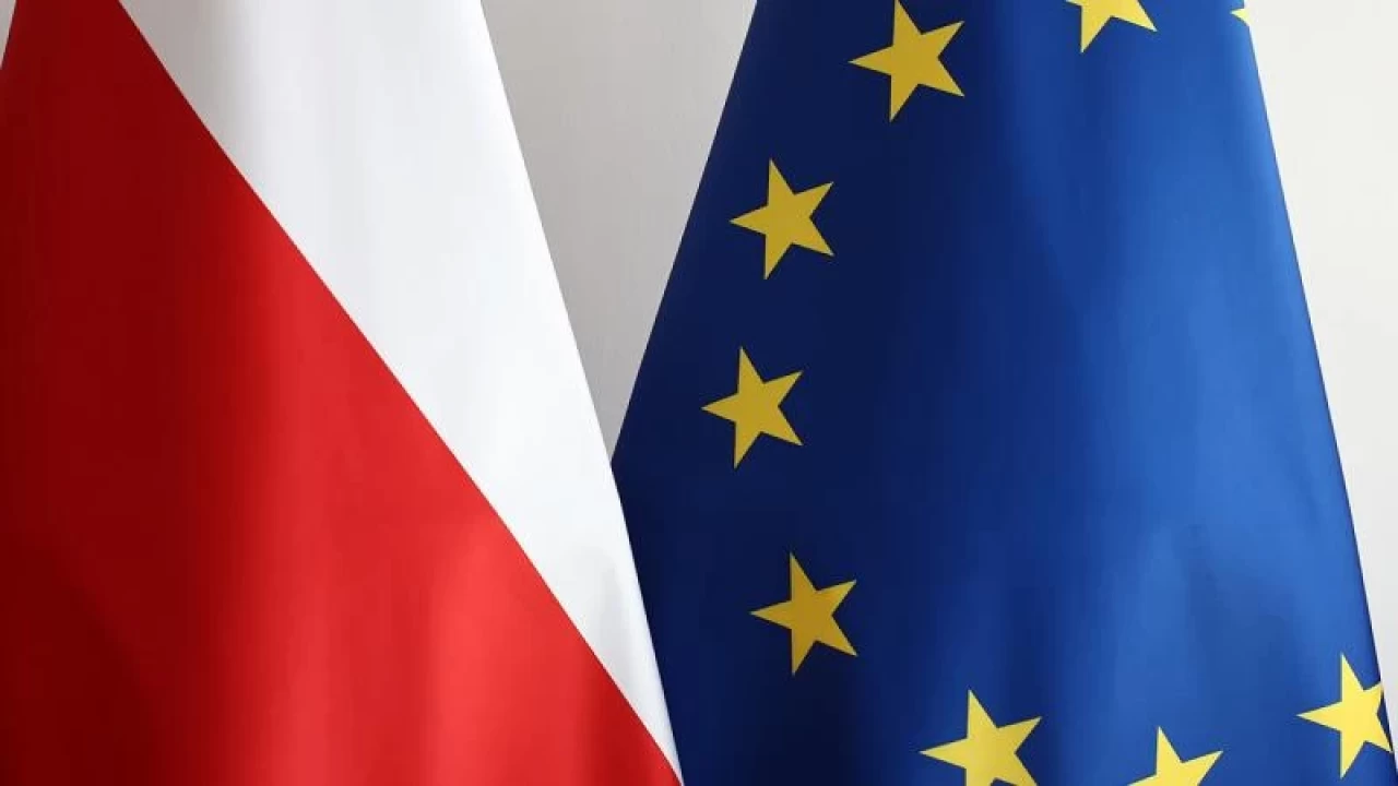 TÜRKİYE'YE MUHTAÇ OLDUKLARINI SAKLAYAMIYORLAR