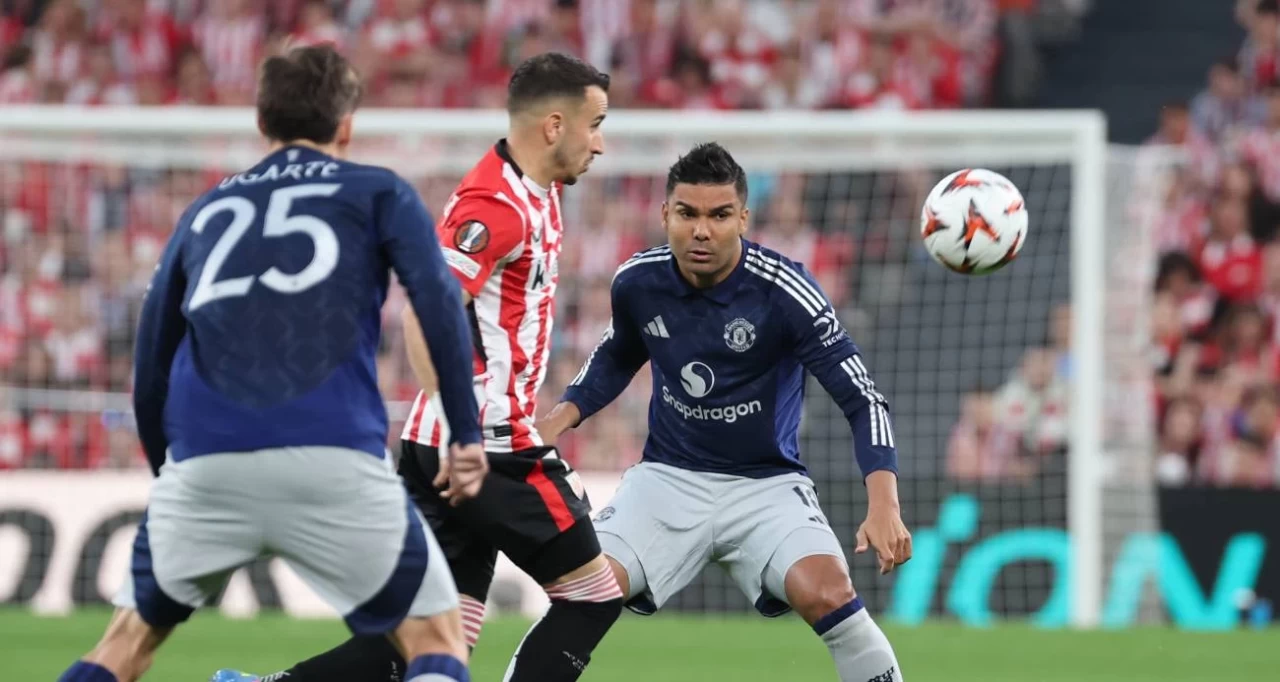 Manchester United, İspanya'da Athletic Bilbao'yu 3-0 yenerek büyük avantaj elde etti
