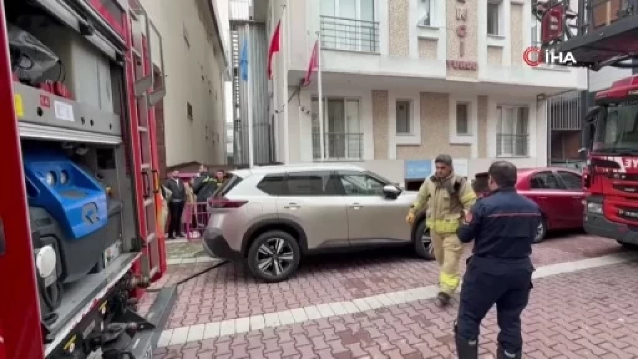 Avcılar'daki Kız Yurdunda Çıkan Yangın Kısa Sürede Kontrol Altına Alındı