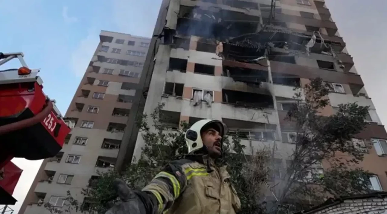 Pers Mirası Enkaz Altında