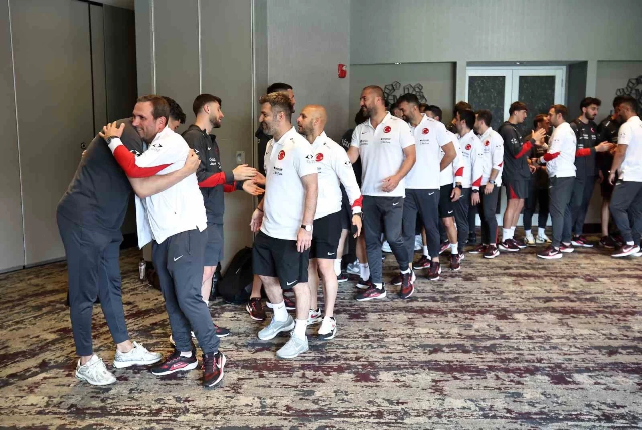 A Milli Takım, ABD ve Meksika maçları öncesi bayramlaşma töreninde buluştu