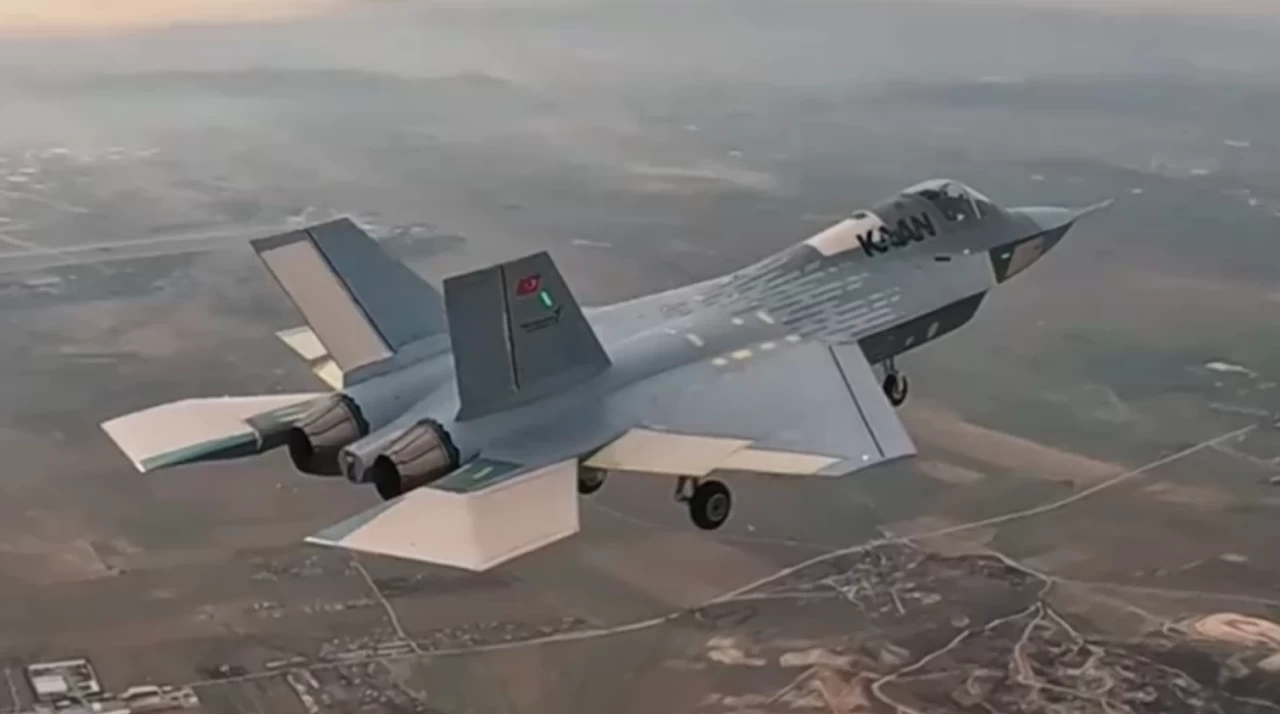 Türk Jeti Dünya Liginde