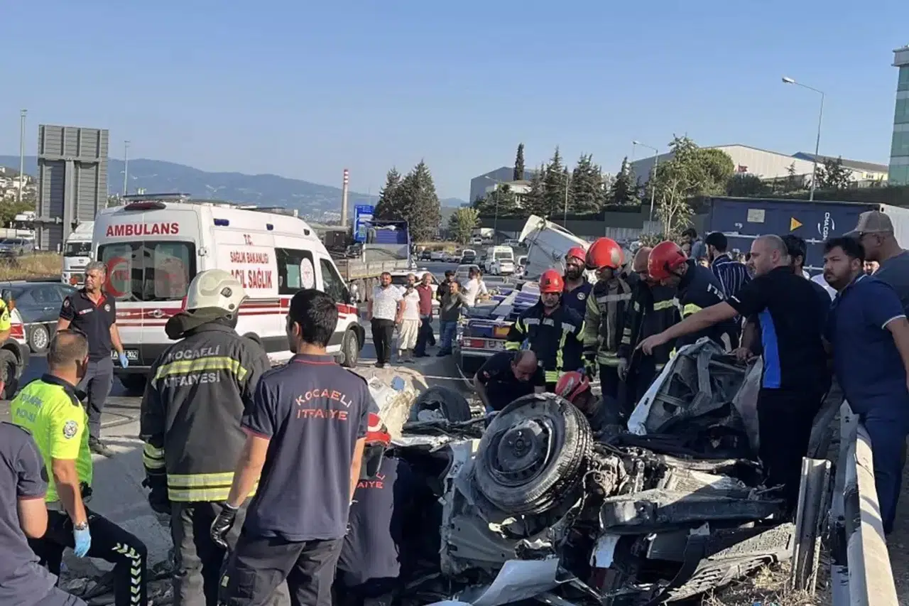 Kocaeli’de Feci Kaza: 5 Can Alan TIR Şoförü Tutuklandı
