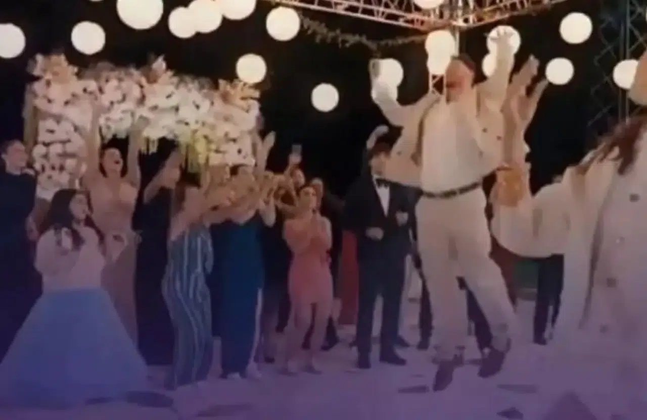 Alperen Şengün Düğünde Şov Yaptı! Gelin Çiçeğine Yaptığı Blok Hareketi Olay Oldu