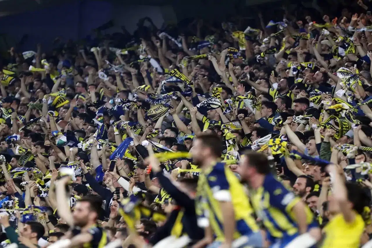 Fenerbahçe taraftarları Brahim Diaz'ı transfer etmeye mi çalışıyor? Arda Güler detayı dikkat çekti