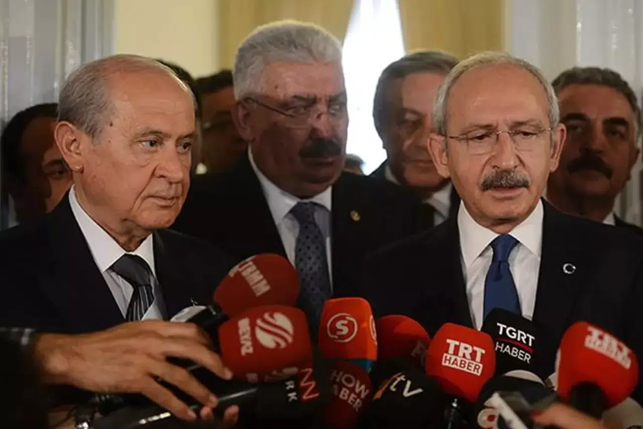 Siyaset Kulisi Bu Telefonu Konuşuyor! Kılıçdaroğlu’ndan Bahçeli’ye Şaşırtan Teşekkür