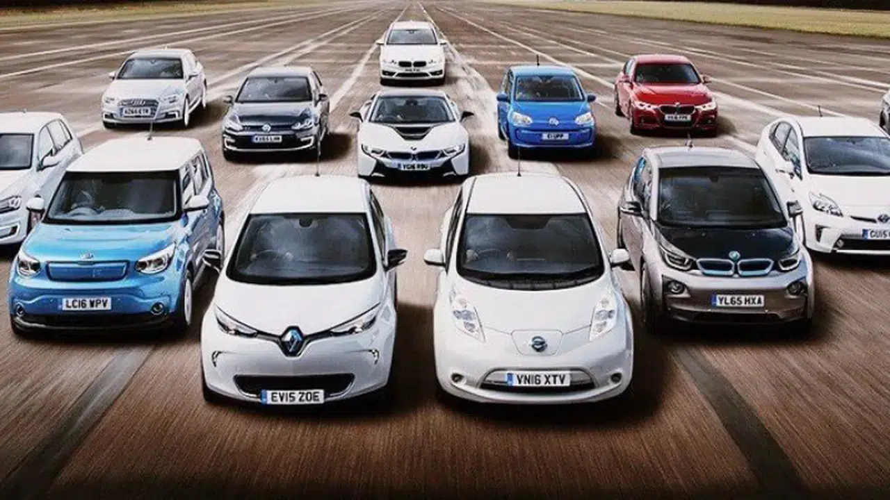 Sıfır Aldınız Ama Değer Kaybı Şok Edebilir! İşte 5 Yılda En Çok Eriyen Otomobiller