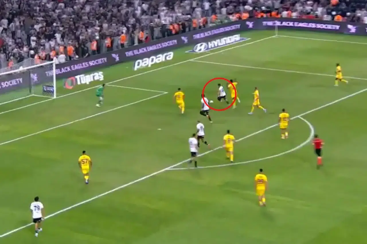 Beşiktaş Son Nefeste Güldü! Eyüpspor'u 90+6’da Yıkan Gol Rafa Silva'dan