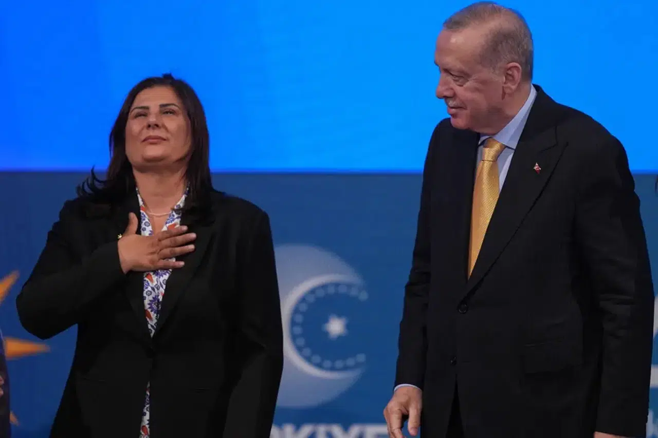 Aydın Siyasetinde Tarihi Dönüşüm! Özlem Çerçioğlu ve 3 Belediye Başkanı AK Parti’ye Geçti!