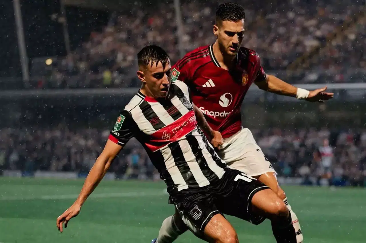 Manchester United’dan Tarihi Rezalet: 4. Lig Ekibine Penaltılarda Elendiler!