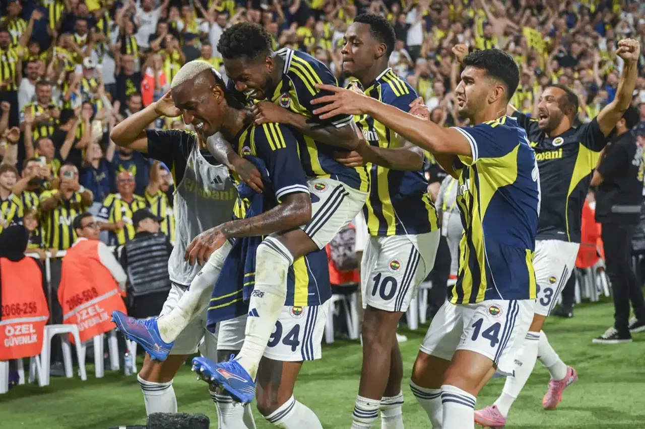 29 milyon euroluk dev randevu! Fenerbahçe, Benfica karşısında tarih yazmak istiyor