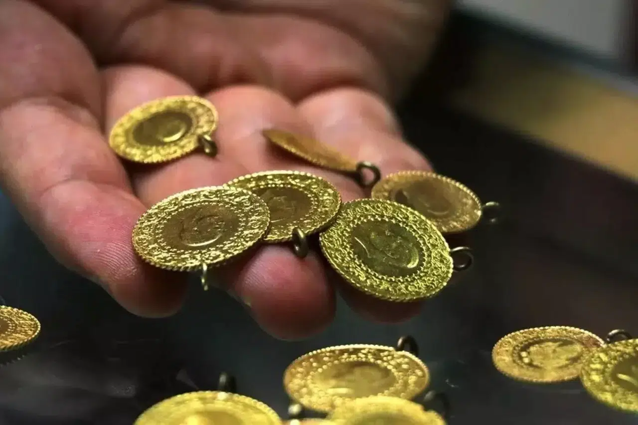 Altın Fiyatlarında Sert Düşüş: Gram Altın 4.355 TL’ye Kadar Geriledi!