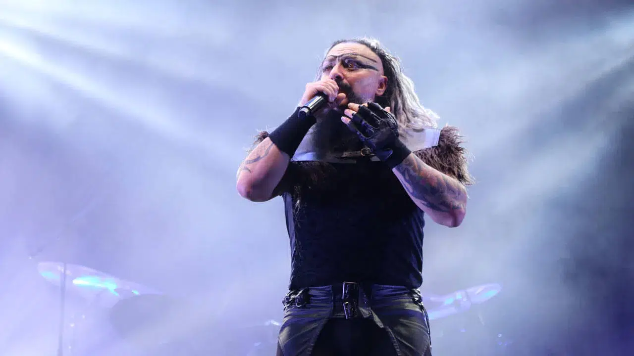 Hayko Cepkin’den Memlekete Dönüş! 20 Yıl Sonra Yozgat Sahnelerinde