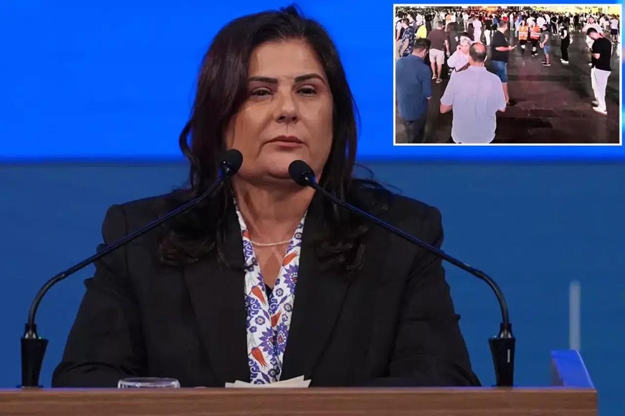 Aydın’da Sürpriz Hakan Altun Konseri Boş Tribünlere Oynadı! Özlem Çerçioğlu Yeni Etkinlikle Gündemi Sarsmak İstiyor