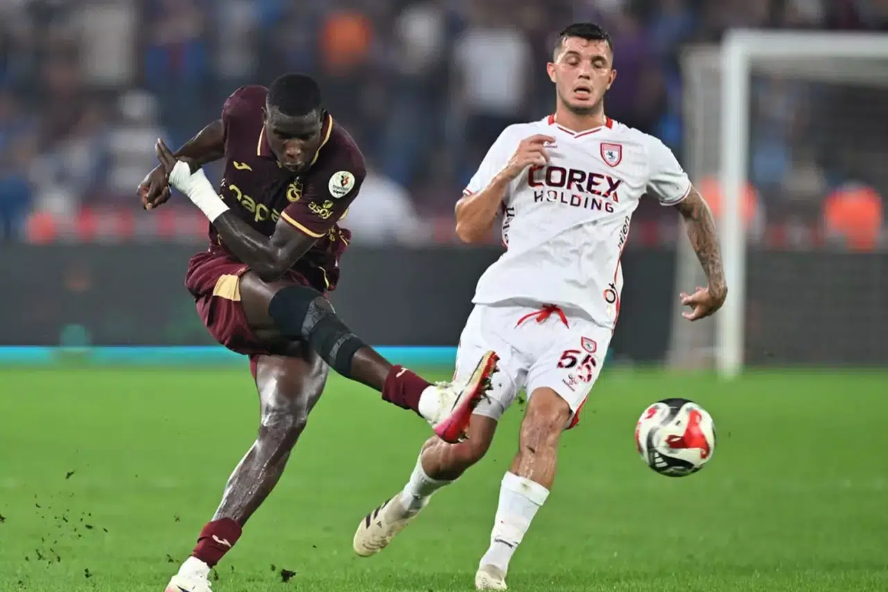 Trabzonspor Son Dakikada Yıkıldı! Karadeniz Derbisinde Puanlar Paylaşıldı