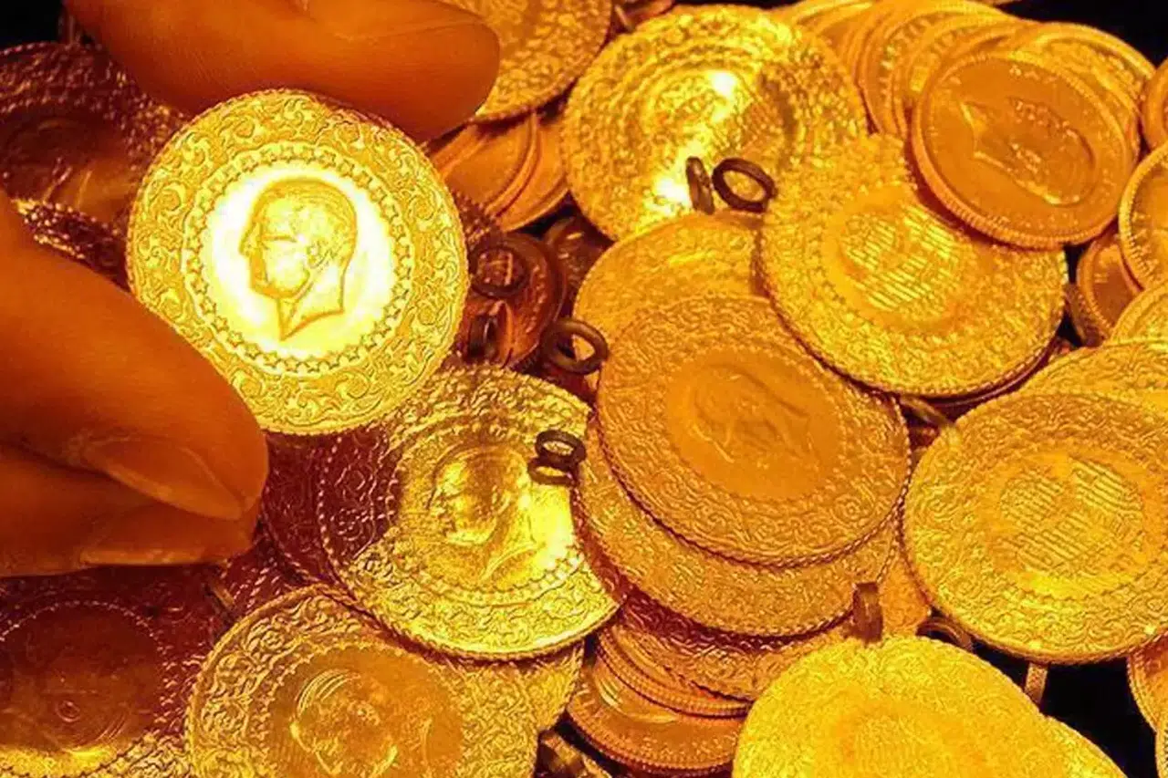 Trump Etkisiyle Altın Uçuşta! Gram Altın 4.611 TL’yi Gördü, Ons Altın Rekora Yaklaştı