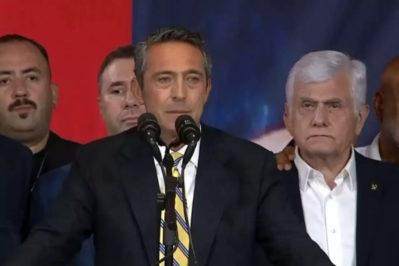 Ali Koç'un sesinin titrediği an sosyal medyayı salladı! İşte o veda