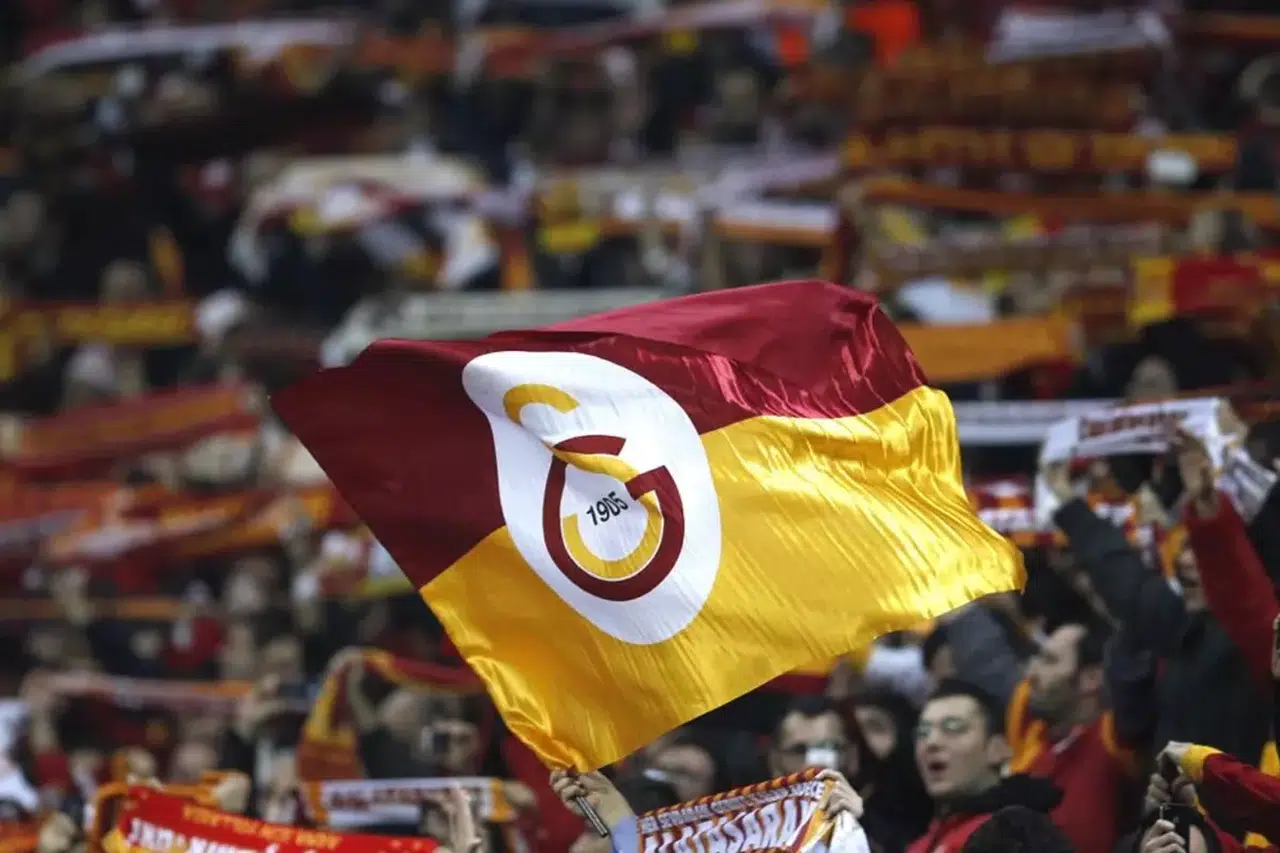 Çuvalla Para Geldi! Galatasaray’a UEFA’dan 23 Milyon Euroluk Dev Transfer