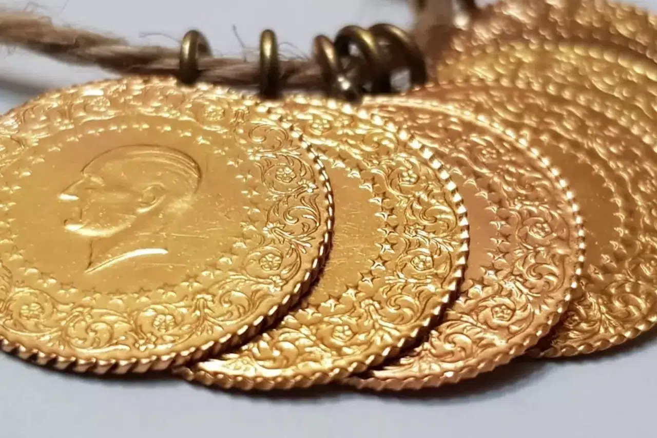 Altında Şok Fiyat Farkı! Türkiye'de Gram Altın Neden 120 TL Daha Pahalı?
