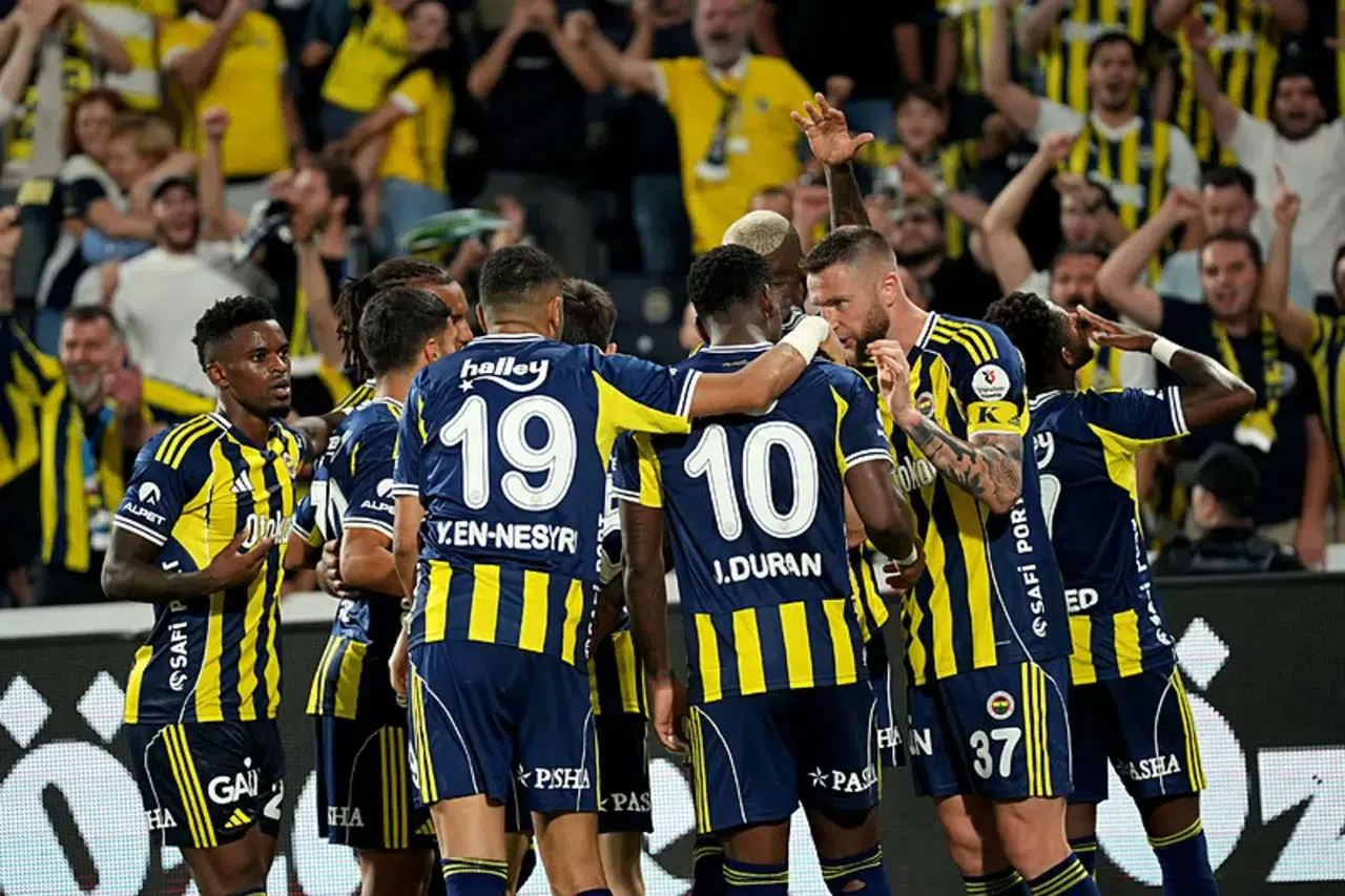 Fenerbahçe kadrosu 2026: Tam liste ve piyasa değerleri