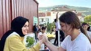 Festivalde Gülümseten Anlar: Kaymakamdan Örnek Davranış