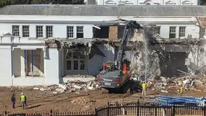 Trump’tan Şok Hamle! Beyaz Saray’da 123 Yıllık Tarihi Yapı Yıkıldı