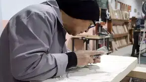 119 Yıllık Yetimhanede Kadın Usta: Bircan Ayata Taş İşlemeciliğinde Tarih Yazıyor