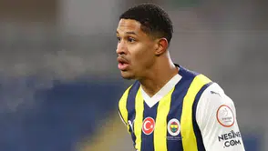 Jayden Oosterwolde Fenerbahçe’de Kalacak mı? Menajeri İstanbul’da